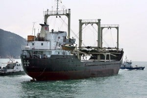 epa01013759 A North Korea-registered cargo ship arrives in South Korea's southeastern port city of Busan, 20 May 2007 for the first time since the 1950-53 Korean War. The 1,853-ton freighter Kangsong, carrying a 27-member crew, docked at the port after departing from the North's western port of Nampho on May 18.  EPA/STR